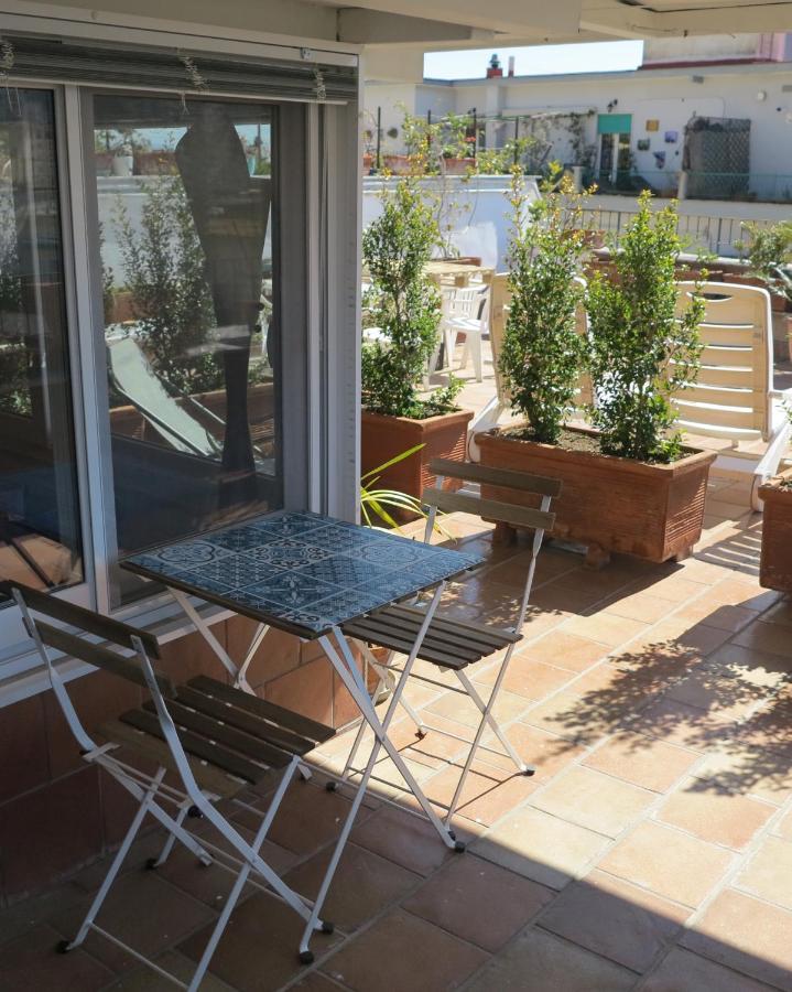 Bonbonniere In Chiaia District Appartamento *